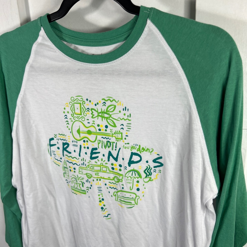 Friends TV Show St Patricks Day Shamrock Raglan Tee Green White Medium JT25560